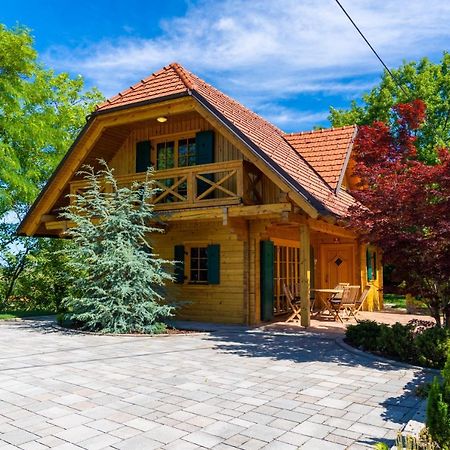 Chalet Haloze Pristava Екстериор снимка
